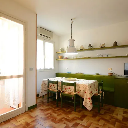 Apartment Apartment Capo D'Arco-3 By Interhome *